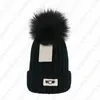 Designer Skull Caps Fashion Faux Fur Pom Beanie Breathable Warm Hat for Man Woman 7 Color