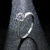 Classic Six Claw 1ct ~ 3ct Anello con diamante a taglio brillante rotondo Anelli solitari superati per le donne 211217