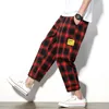 夏のメンズチェック柄ジョガーズパンツ弾性ウエストトリミングズボンファッションカジュアル韓国のコットンショートスウェットパンツ男性プラスサイズ5xL 210715