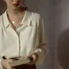 Vår Korea Mode Kvinnor Långärmad Lös Vit Skjortor Stor Turn-down Collar Casual Cotton Blouse Femme Toppar 210512