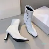 Designer- Femmes bottes élastiques chaussures de mode le pied se sent très confortable bas de base en cuir avec une hauteur de 8 cm taille 35 à 40