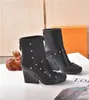 Lüks Tasarımcı Yıldız Trail Ayak Bileği Çizmeler PVC Deri Boot Moda Kadın Bootie SS152