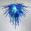 Lampadari Lampade a sospensione a catena in vetro soffiato a LED Colore blu turchese Design unico Decorazione artistica Lampade Illuminazione per interni 28 o 32 pollici