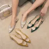 SANIIE TIANIE METAL DEco marca verde escuro Mulheres cinzentas de salto baixo sapatos de verão Ponto de dedo slingback Sandálias Sandálias Tamanho 33-43