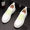 Projektanci mężczyźni Białe buty Brytyjczycy okrągłe palce trendów płaska platforma street mokasyna moda wiosna jesienna oddychająca swobodna sneaker x52