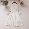 Beyaz Çiçek Nakış Lace Up Vintage Elbiseler Kadınlar Kısa Kollu Plaj Bohemian Elbise Bayanlar Pamuk Keten Boho Midi Vestidos 210520