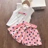 Bear Leader Girls Casual Summer Kläder Satser Mode Barn Letter Print Vest och Shorts Outfits 2pcs Kids Söt kostym 3-7y 210708