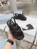 Sandalias de lujo de verano 2021, zapatillas de diseñador de cuero de suela gruesa, moda, calidad superior