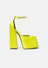 Sandaler Luxury Satin Cloth Crystal Spänne Kvinnors sommar 15cm Högklackat Tjockklackplattform Lady Party Dress Mary Jane Skor