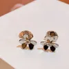 Joyería de plata de ley 925 pura de marca para mujer, pendientes de flores de Color dorado, diseño de trébol de la suerte, fiesta de boda, tamaño Mini lindo