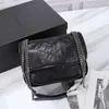 Designers DesignersDesigner Handväska Kvinnor Axelväskor Niki Flap Pocket Fashion Messenger Bag Luxury Purse Chain Tote Designers Womens Handväskor Purses