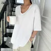 Дуговая линия сплошной футболки Femme Корейский V-образным вырезом Белая хлопковая футболка Top Женская летняя половина рукава Свободная футболка 13683 210521