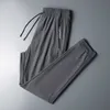 Sommar is silke sweatpants män snabb torr andlig lös fitness bälte raka byxor slim stretch cool casual män byxor 7xl 210714