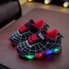 Размер 21-35 Детские светодиодные туфли с подсветкой Сетка для малышей Обувь для детей Мальчики Светящиеся туфли для девочек Светящиеся кроссовки для детей 211022