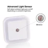 LED Light Night Light Mini Sensor Control 110 V 220 V EU USG Wtyczka Energia Lampa Oszczędność do salonu Oświetlenie sypialni