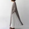 Shengpllae Minimalistisk Kontrast Färgklänning Kvinnors Vår Sommar V-Neck Loss Longsleeve Mid-Calf Dresses Kvinna 5c671 210427
