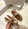 Moda Marka Tuval Colorblock Sandalet kadın Yaz Klasik Mektup Terlik Tüm Maç Düz Çevirme Bayanlar Rahat Işık Tatil Plaj Ayakkabı