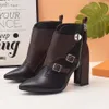 Botas de grife de qualidade de couro de moda de moda de qualidade martin martin curto outono inverno tornozelo requintado sapatos woman booties cowboy bagshoe1978 24