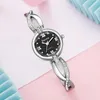 Relógios de pulso 2023 Pulseira de diamante de discagem pequena Relógios Han Edition Contractado Moda Feminino Feminino Chain Hand Chain Quartz Watch Moun