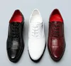 Män Äkta Wingtip Leather Platform Oxford Luxurys Skor Pekade Toe Lace-up Oxfords Klänning Brogues Bröllopsko