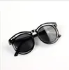 2022 NOVA moda colorida óculos de sol Hollow Childreses Round Frame Tide Anti-Ultraviolet Sunshade Glasses 2-10 anos