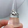 100% Solid TIF925 Silver Lovebugs Stone Ringar, Original Crystal T City Garden Secret Trendy Design, "Retur" Logo Kvinnor Lady Present Cluster Ring