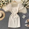 Koreanische Frauen Mode Square Neck Kurzarm 3D Blume Mesh Nähte Schlank Paket Hüfte Vintage Vestido De Mujer Kleid R531 210527