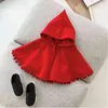 Moda Bebek Kız Kış Giysileri Kırmızı Kapüşonlu Cape Cloak Boy Bebek 211204