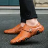 2021 وصول الرجال عارضة اللباس أحذية الأزياء لينة وحيد الأعمال جلدية الرجال الرياضة أحذية رياضية المدربين