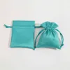 50st Smycken Förpackning Verktyg Velvet Drawstring Bag Green Flannel Suede Chic Små påsar Presentförpackning Örhängen Ringhalsband