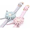 Colliers pour chiens Laisses Tissu Fleur Collier en cuir Pet Cat Bow Tie Cute Neck Strap Réglable PU Fournitures