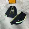 2022 SS Springs Kinder-Trainingsanzüge, neues Kapuzen-Sweatshirt-Set, Designer-Hosen, Baumwolle, Kindermäntel, Anzug, Marke, Oberbekleidung, Mädchen, Kleidung, 7929746