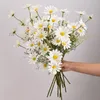 장식용 꽃 화환 52cm 로맨틱 웨딩 장식 흰색 데이지 꽃 꽃다발 인공 발렌타인 데이 기념일 장식 선물