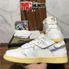 En İyi Erkekler Tasarımcı Koşu Ayakkabıları Kadın Klasik Siyah Beyaz Gri Sis Sneaker Michigan Cadılar Bayramı UNC Nefes Eğitmenler Retro Düşük Chicago Masaj Spor Sneakers