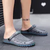 Slippers Outdoors 2021 Mens Cross-Border Womens Hole Sandals Shoes Treadble Lightweight Sandal and Slipper Fashion Casal Beach Trainer Code: 36yd-7001 57968