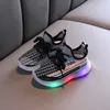 New Brand Sports Shoes Kids Mesh LED Glowing Cool Boys Girls Toddlers Classic High Quality Children Casual Sneakers Tennis G1025