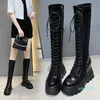 Stövlar kvinnor knäböjning shoelace tjock botten mode pu vinter svart konstgjord läder trend