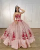 Glitter Cekiny Tulle Rose Różowy Prom Quinceanera Suknie Czerwony Kwiatowy Aplikacja Frezowanie Bez Ramiączek Gorset Powrót Princess Sweet 16 Dress Communion Party