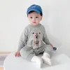 Yeni moda bebek sıcak bodysuit prim bebek giysileri bebek ayı bodysuit için uzun kollu bodysuit