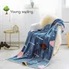 Autumn Winter Bedding Office for Men Women Air Conditioning Nap Blanket Flannel Keeps Warm Blanket Bed Supplies Smooth F0274 210420