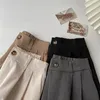 Knapp Flyga Casual Shorts För Kvinnor Sommar Koreansk Casual All-Match Shorts Kvinnlig Hög Midja Lös brett Ben 210420