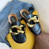 Kapcie Marka Design Złoty Łańcuch Lato Kobiety Pantofel Zamknięty Under Slip On Mules Buty Okrągłe Niski Obcasy Casual Slajdy Flip Flop