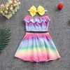 Summer Dzieci Zestawy Casual Off Ramię Ruffles Topy Kolorowa Spódnica Bow Hair Band 2 sztuk Dziewczyny Odzież 1-7t 210629