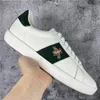 2022 high quality silk men and women casual shoes fashion green red stripes black leather bee embroidery small accessories mjk0001