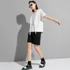 [EAM] Women Black White Big Size Casual Zipper Ribbon T-shirt Hooded Half Sleeve Fashion Spring Summer 1DD8084 210512