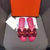 Neueste Klassiker Frau Schuhe Hohe Qualität Slipper Leder Flache Sandalen Mode Dias Slide Gummi Damen Strand Frauen Hausschuhe Mules mit Box G220