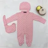 2021 Mamelucos de bebé Set Designer Niños de manga larga de algodón de algodón Monos + Sombrero, babero y219196