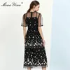 Mode Designer Kleid Sommer Damen Kleid Kurzarm Mesh Blumen Stickerei Schlanke Elegante Urlaub Schwarze Kleider 210524