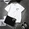 女性カジュアルホワイトブラックトップスTシャツの女性Tシャツの女性Tシャツ愛の心印刷女性のシャツx0628