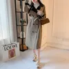 Trenchs de femmes manteaux 2022 automne hiver mode élégante femme manteau long coupe-vent coréen double ceinture ceinture bureau dame poussière